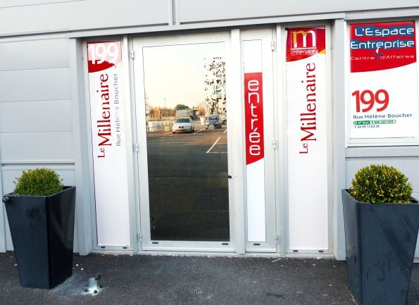 Entrée du centre Espace Entreprise Millénaire à Castelnau-le-Lez