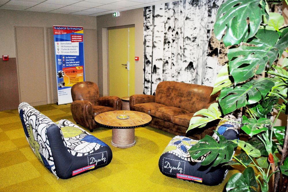 Espace de détente et de pause du centre Espace Entreprise Garosud